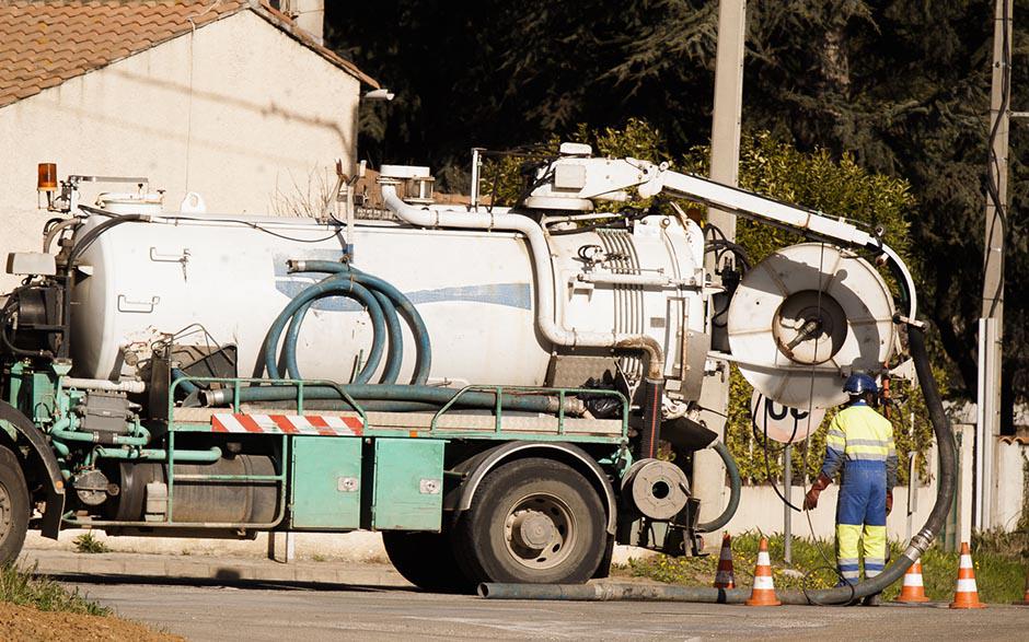 travaux assainissement Montigny-le-Bretonneux